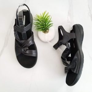 clarks saylie moon black